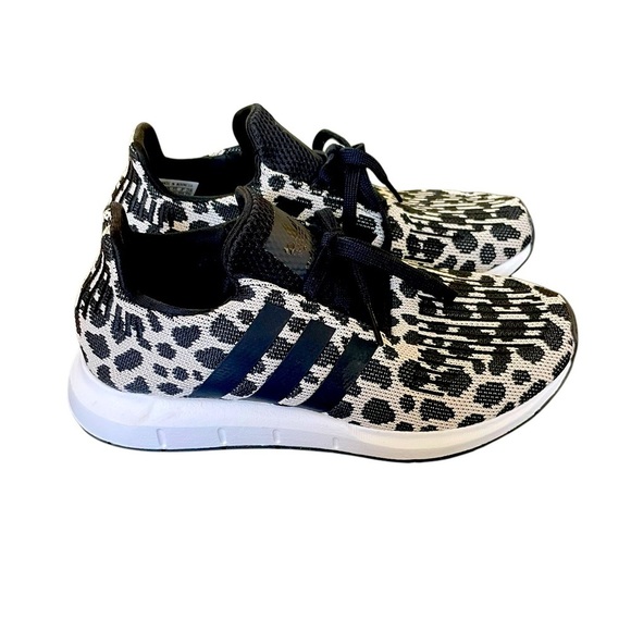 Adidas Swift Running Run Shoes Black White Leopard BD7962 Woman’s Size 6 - Picture 3 of 12